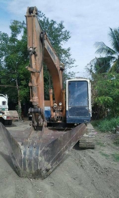 ขาย KOMATSU PC 100 -5 เทเลอร2เพลาสภาพสวยพร้อมใช้ ราคาต่อรองได้ ติดต่อได้ที่คุณ อ๊อฟ พิจิตร 086-737-9991