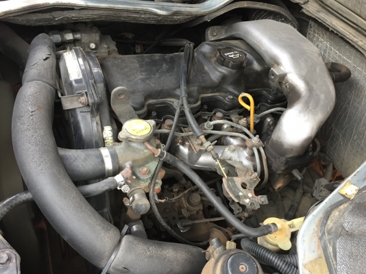 รถตู้ปี36เครื่อง2l.  2500