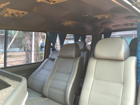 รถตู้ปี36เครื่อง2l.  2500