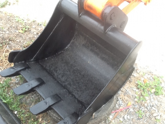 รถแบคโฮkubota kh-33 สภาพดีพร้อมใช้ เครื่องปั้มตัวเดินดี ทำสีใหม่เรียบร้อย รถแบคโฮkubota kh-33 สภาพดีพร้อมใช้ เครื่องปั้มตัวเดินดี ทำสีใหม่เรียบร้อย