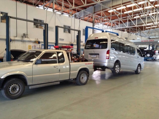 ประกาศขายรถยกกระบะพร้อมใช้งาน