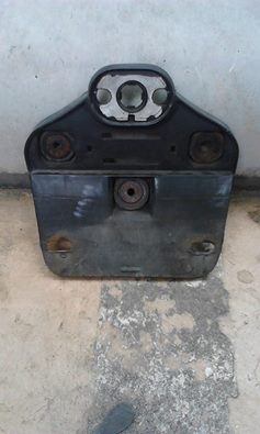 พิงหลังและ แผ่นรองทะเบียน แฟนท่อม ถอดจากรถ