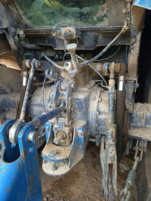 FORD TS 100 - 2 เพลา รถบอดี้สวยเดิมๆสภาพดีมากพร้อมใช้งานได้เลยครับ เครื่องยนต์แน่นแรงดีเดิมๆไม่มีเยิ้ม ระบบเกียร์ไฟฟ้า อุปกรณ์ครบพร้อม มีใบดันหน้า ผานพรวนดิน 6 ช่วงล่างแน่น ยางสภาพดี 70\% พร้อมใช้งาน เอกสารทะเบียนครบ ราคาต่อรองได้ครับ FORD TS 100 - 2 เพลา รถบอดี้สวยเดิมๆสภาพดีมากพร้อมใช้งานได้เลยครับ เครื่องยนต์แน่นแรงดีเดิมๆไม่มีเยิ้ม ระบบเกียร์ไฟฟ้า อุปกรณ์ครบพร้อม มีใบดันหน้า ผานพรวนดิน 6 ช่วงล่างแน่น ยางสภาพดี 70\% พร้อมใช้งาน เอกสารทะเบียนครบ ราคาต่อรองได้ครับ