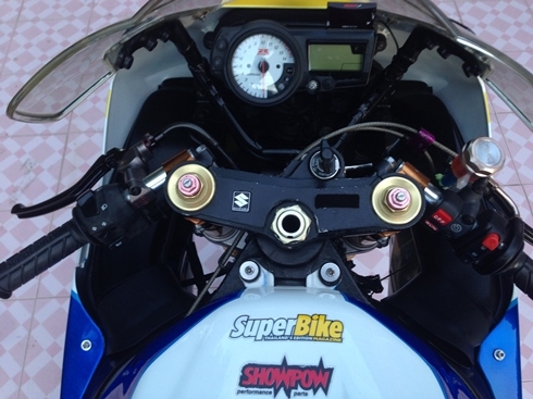 ขอขายGsxr1000(K3)2003ของแต่งเทียบครับรถสวยเครื่องดีมากครับ