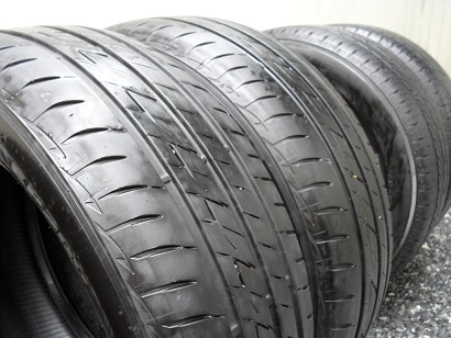 ขายยาง BRIDGESTONE ECOPIA EP200 ปี4013 (1คู่) 215-60-16 ราคา 1,800 ขายยาง BRIDGESTONE ECOPIA EP200 ปี4013 (1คู่) 215-60-16 ราคา 1,800