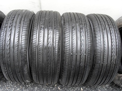 ขายยาง YOKOHAMA ADVAN dB decibel made in japan ปี2613 (1ชุด) 215-60-16 ราคา 3,800 ขายยาง YOKOHAMA ADVAN dB decibel made in japan ปี2613 (1ชุด) 215-60-16 ราคา 3,800