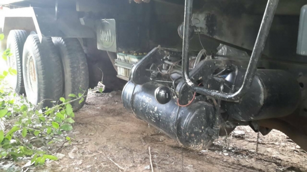 **800,000 บ.ต่อรอง/// หลงโบ MITSU TF 220 **ขาย MITSU FUSO TF-220 แรง หลงโบ10ล้อ2เพลาดั้ม MITSUBISHI FN527M-TF06xx 6D16-Turbo 220แรง 10สปีด ปี48 เครื่องเดิม เกียร์เดิม เครื่อง6D16-220แรง แน่นดี แรงดี เกียร์10สปีด เข้าง่ายไม่หลุด ช่วงล่างเดิม เบรคใหญ่ เพลาไ