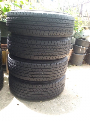 ล้อ TOYOTA ขอบ 15 5รู 114 พร้อมยางมิชลิน 205 70 15 สวยๆ ชุดล่ะ 9,500