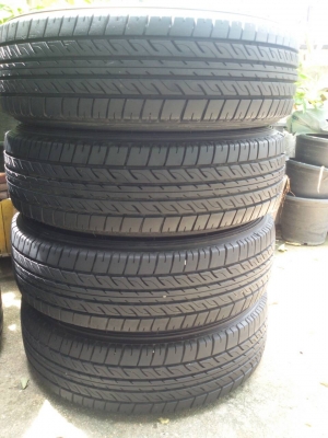 ล้อ TOYOTA ขอบ 15 5รู 114 พร้อมยางมิชลิน 205 70 15 สวยๆ ชุดล่ะ 9,500