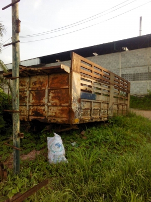 ขายชุดถังดัมพ์ยกลงจากรถ 10 ล้อฮีโน่ FM 18 ยาว 6 เมตร ราคา 50000