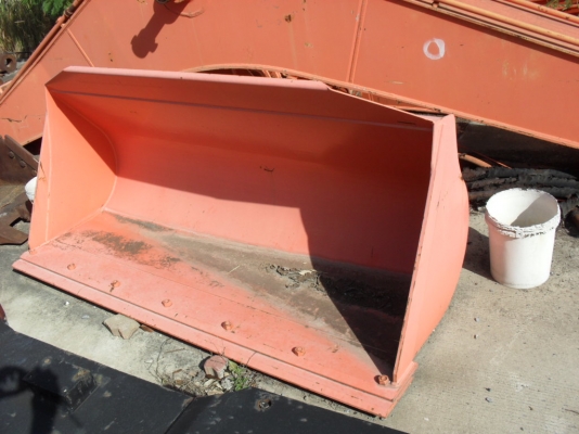 ******bucket LX80 NEW******