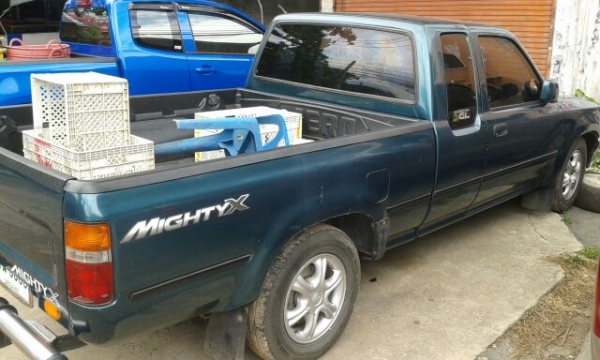 ขายด่วน toyota mighty พลัส โปร่งหน้าหลังแท้ ปี98 ถูกสุดๆ ขายด่วน toyota mighty พลัส โปร่งหน้าหลังแท้ ปี98 ถูกสุดๆ