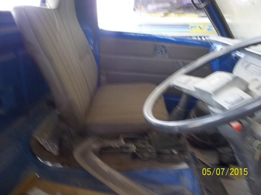 ขาย4ล้อกลาง ไม่มีกระบะ  ทะเบียนพร้อมโอน