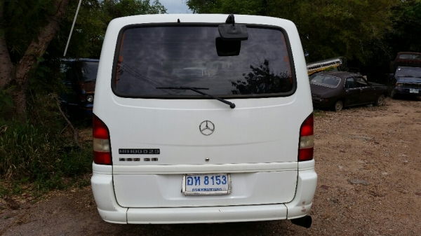 ตู้เบนซ์ ปี03 MB1000 สีขาว ขาย 170,000 บาท