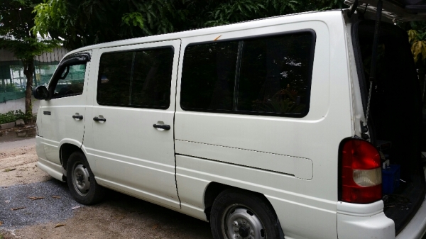 ตู้เบนซ์ ปี03 MB1000 สีขาว ขาย 170,000 บาท