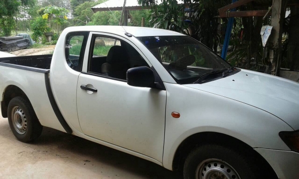 ขาย Triton 2.5 ปี 2006/2549 คัสซีสวย เครื่องดี แอร์เย็น พาวเวอร์ครบ ทะเบียนพร้อมโอน