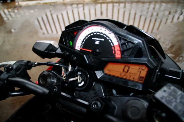 ขาย KAWASAKI Z250 ปี2014 ส้มดำ มือเดียวออกศูนย์ สภาพสวยพร้อมโอน112000