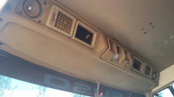 รถมิตซู 10 ล้อดั้ม FN527 - TF  220 แรงม้า.  ปี 39    สนใจติดต่อ  081 - 6079515