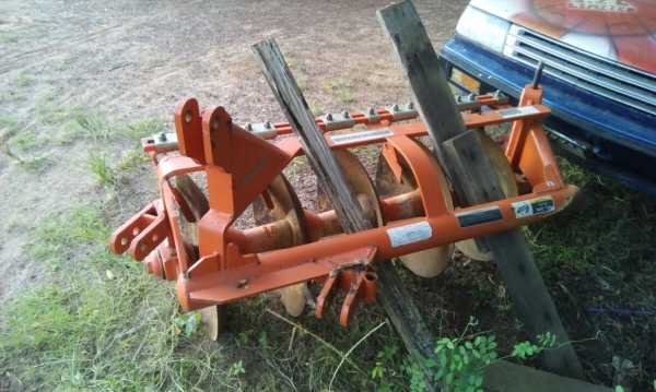 ผานตราช้าง ผานตราช้าง