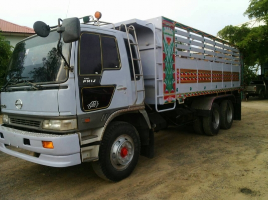 ขายสิบล้อ 1J 2 เพลาดั้มบีเนียมสวยหัวบางเดินๆพร้อมใช้ราคา1150000