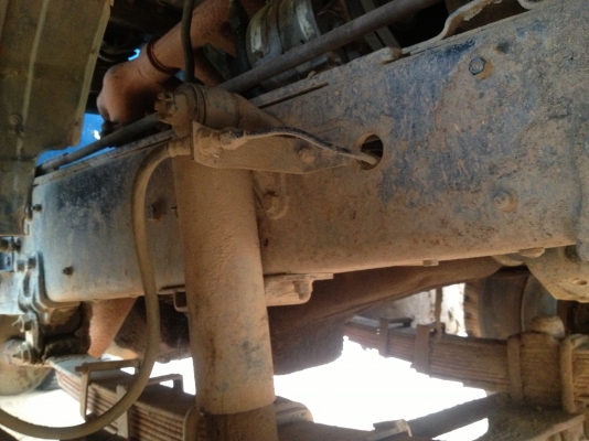 ขายรถ 10 ล้อ 2เพลา เทเลอร์ท้ายลาด (พร้อมโอน ภาษี 31/12/58 )