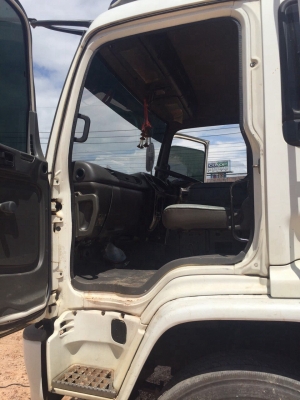 ขายรถ10ล้อดั้มพ์ ISUZU DECA FXZ23NZ24 เครื่อง 270แรงม้า ปี49 สนใจโทร 081-970-1072