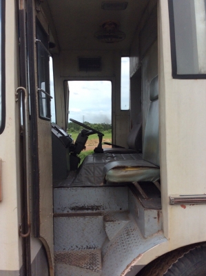 NISSAN 6 ล้อ รถบัส48ที่นั่ง สวยมากคับ (เคริ่องดี180แรง)เครื่องดีมาก ครัทซีสวยจัด ยางดีทุกเส้น ขาย 290,000 บาท (ศุภากร 081-4252943) NISSAN 6 ล้อ รถบัส48ที่นั่ง สวยมากคับ (เคริ่องดี180แรง)เครื่องดีมาก ครัทซีสวยจัด ยางดีทุกเส้น ขาย 290,000 บาท (ศุภากร 081-4252943)