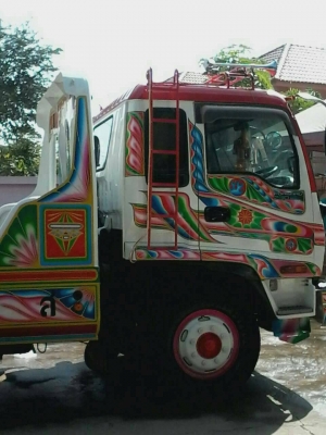 ขาย10ล้อ2 เพลาเครื่อง230แรงเทเลอลากรถเกี่ยวสภาพพร้อมใช้1230000ต่รองยาง9สวย