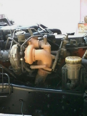 ขาย10ล้อ2 เพลาเครื่อง230แรงเทเลอลากรถเกี่ยวสภาพพร้อมใช้1230000ต่รองยาง9สวย