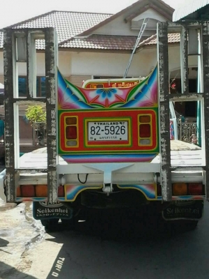 ขาย10ล้อ2 เพลาเครื่อง230แรงเทเลอลากรถเกี่ยวสภาพพร้อมใช้1230000ต่รองยาง9สวย