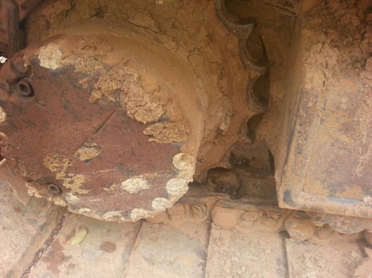 รถขุด PC200-7 รถญี่ปุ่นปี 2010 ทำงาน 10745 ชม. มีลายด์เจาะ รถสวยมาก