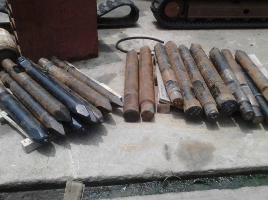 ขาย หัวเข็มเจาะ หัวเข็มกระแทกรถแบคโฮ นำเข้าจากญี่ปุ่น ขาย หัวเข็มเจาะ หัวเข็มกระแทกรถแบคโฮ นำเข้าจากญี่ปุ่น