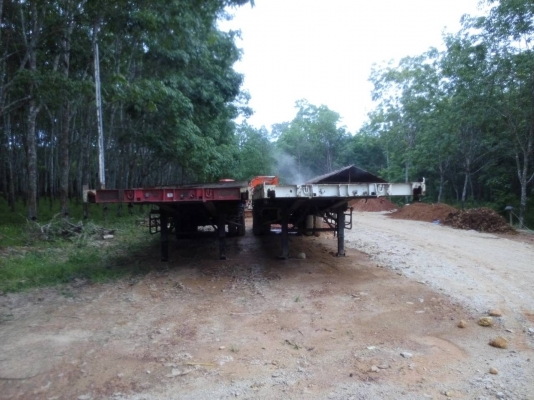 ขายหาง พื้นเรียบ สามมิต. 2 เพลา แท้. ปี 46 - 47    ( มีขาย 2 หาง. )      สนใจติดต่อ  081 - 6079515