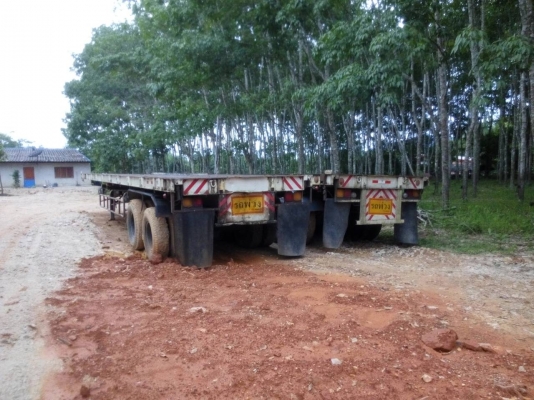 ขายหาง พื้นเรียบ สามมิต. 2 เพลา แท้. ปี 46 - 47    ( มีขาย 2 หาง. )      สนใจติดต่อ  081 - 6079515