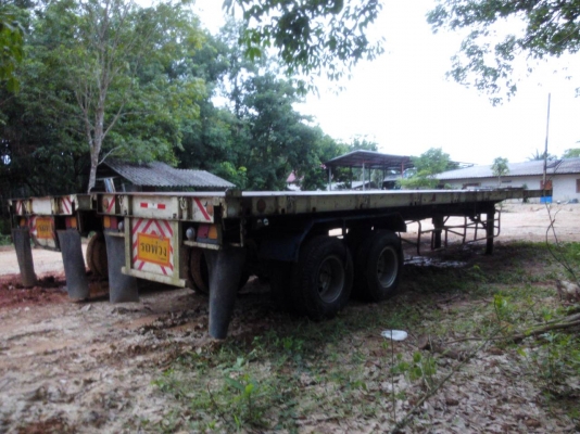 ขายหาง พื้นเรียบ สามมิต. 2 เพลา แท้. ปี 46 - 47    ( มีขาย 2 หาง. )      สนใจติดต่อ  081 - 6079515