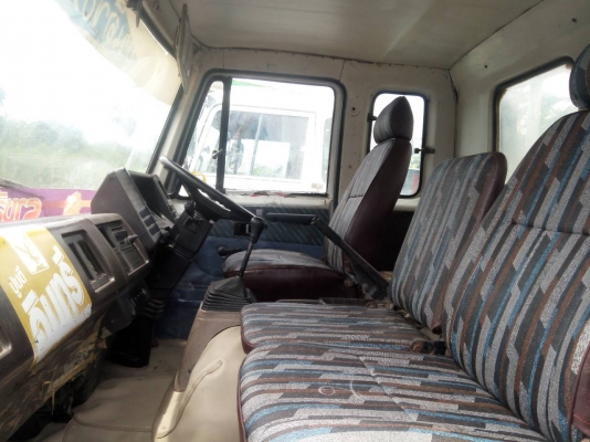 ขายด่วนรถ6ล้อใหญ่ร็อดกี้เครือง160แรงFSRยาว5.5เมตรสวยเดิม