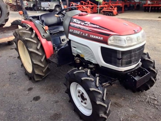 ยันร์ม่า EF352TLX 4 WD 2 เพลา ใช้งานได้เลยครับ ยันร์ม่า EF352TLX 4 WD 2 เพลา ใช้งานได้เลยครับ