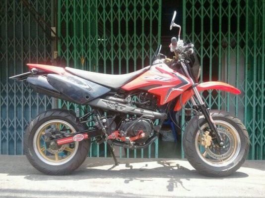 ขายxr100 ใส่ถังcrf100 ทะเบียนแท้ เครื่องlifan