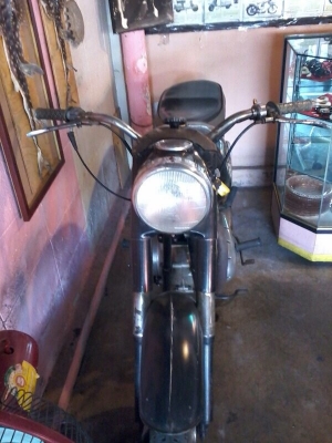 ขาย bsa a50 มีเล่มคุม เอกสารกระดาษใบเดว เครื่องดีโครต รถเดิมๆ ขี่ได้ปกติ สวยๆแห้งๆ ขาย 85000 ติดต่อ 0889419663