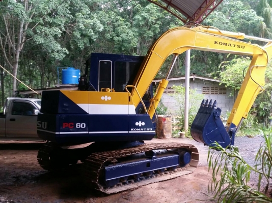 KOMATSU PC 60-5