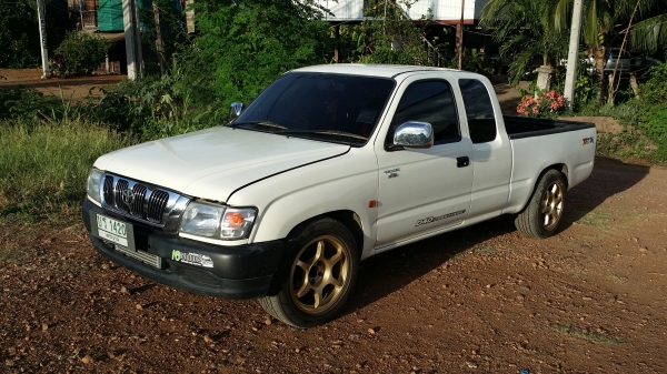 ขายรถtoyota tiger ปี2002