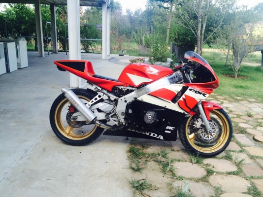 CBR 400