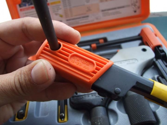 >>>>   ขายชุดซ่อมเกลียว Nes 1025 set จากประเทศอิสราเอลครับ