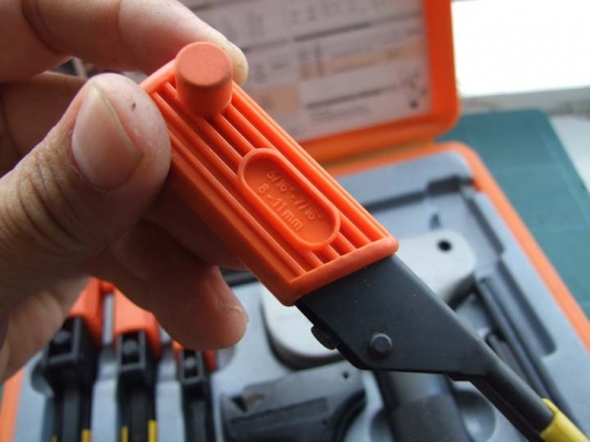 >>>>   ขายชุดซ่อมเกลียว Nes 1025 set จากประเทศอิสราเอลครับ