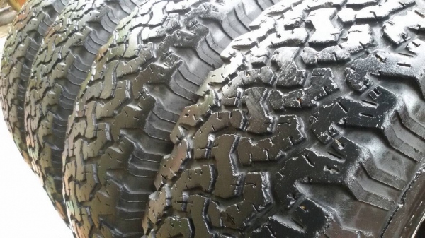 ยาง bf all 245/70/16 ปี 10. สวยๆครับ ยาง bf all 245/70/16 ปี 10. สวยๆครับ