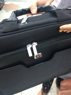 กระเป๋า Notebook ของใหม่จาก HP ราคา 550 บาท จัดส่งฟรีค่ะ