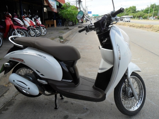 สกูปี้ไอ ปี54 ภาษีไม่ขาดเครื่องดีสภาพสวยคู่มือพร้อม สกูปี้ไอ ปี54 ภาษีไม่ขาดเครื่องดีสภาพสวยคู่มือพร้อม