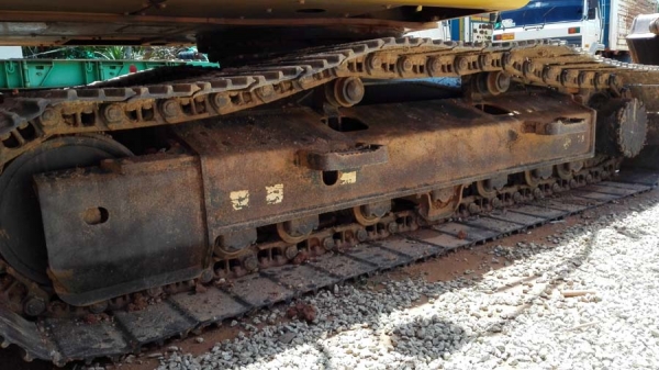 Komatsu PC200-8 รุ่น สเป๊คนอก 3 ปี 3500 ชม.สวยเต็มตามรุ่น