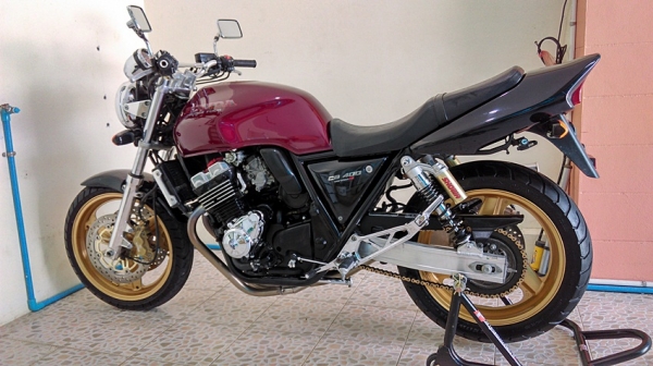 ขาย Honda cb400 ปี98 Version s สวยๆพร้อมของแต่ง ขาย Honda cb400 ปี98 Version s สวยๆพร้อมของแต่ง