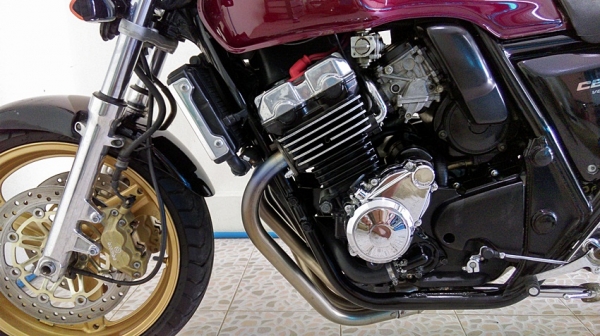 ขาย Honda cb400 ปี98 Version s สวยๆพร้อมของแต่ง ขาย Honda cb400 ปี98 Version s สวยๆพร้อมของแต่ง